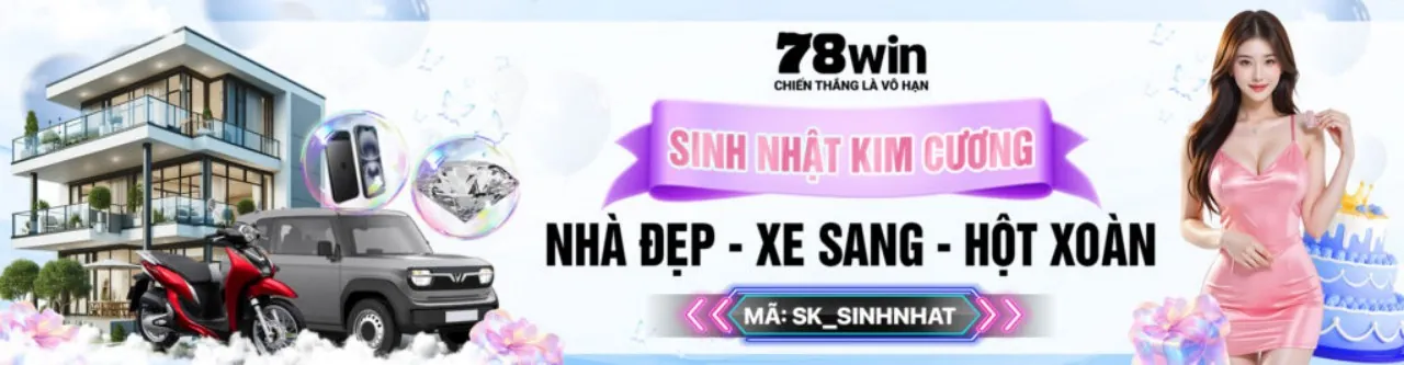 Hình ảnh chính trò chơi bàn tại Kclub hiện đang mở, với các lá bài, xúc xắc và chip casino, thể hiện sự sang trọng và kịch tính của sòng bạc trực tuyến.